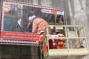 Lee Tunnel Signage